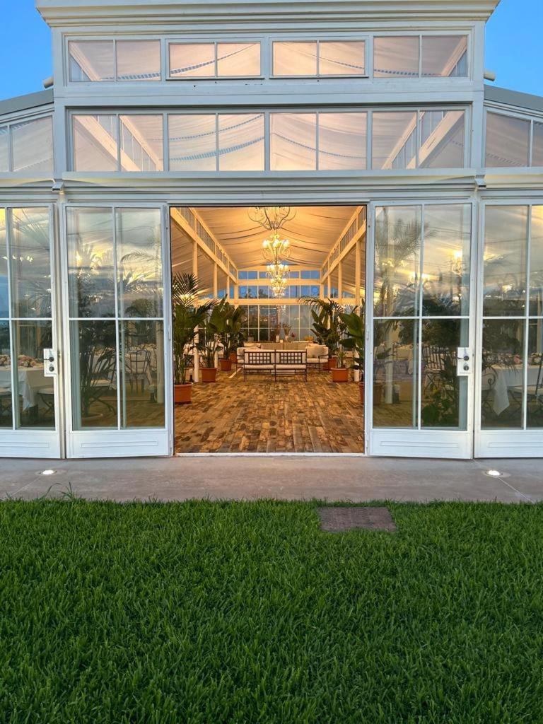Donna Coraly Country Boutique Hotel Arenella  Buitenkant foto