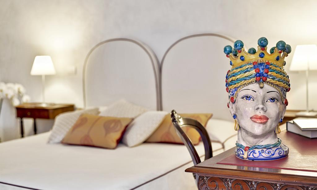 Donna Coraly Country Boutique Hotel Arenella  Kamer foto